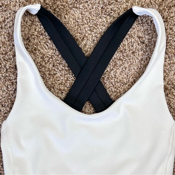 New Balance White and Black Sports Bra - Picture 2 of 9